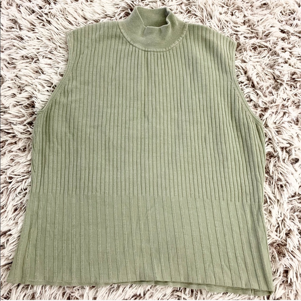 Jones Wear | Turtleneck Top